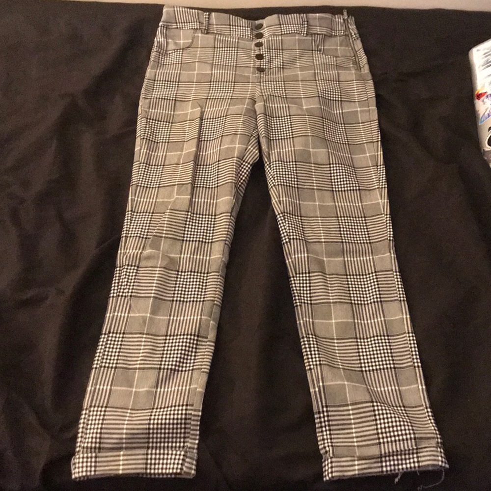 Chocolate | Black & White Print Pants